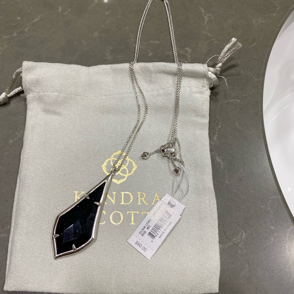 Kendra Scott Olivia long necklace